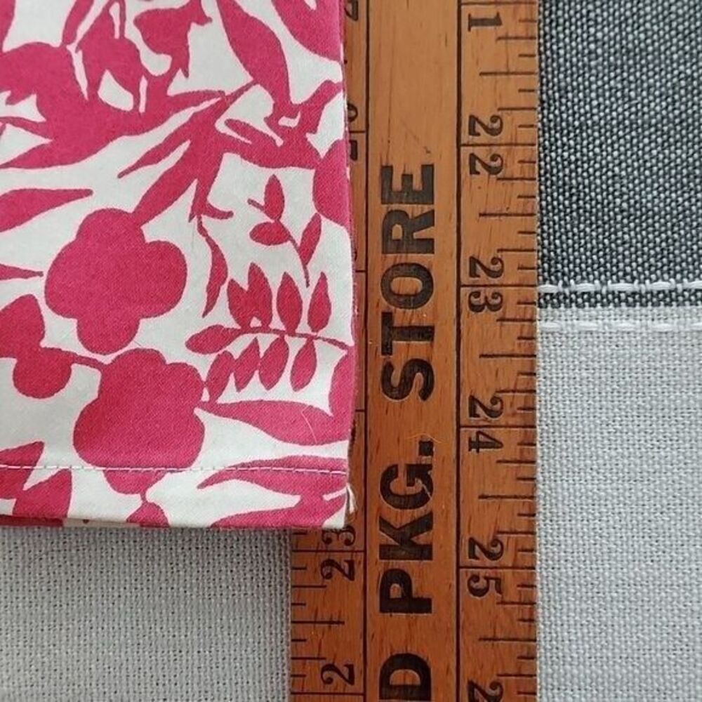 Autography NY Sz 2 Hot Pink Floral A Line Full Skirt Midi Retro Flowers White - Picture 9 of 9